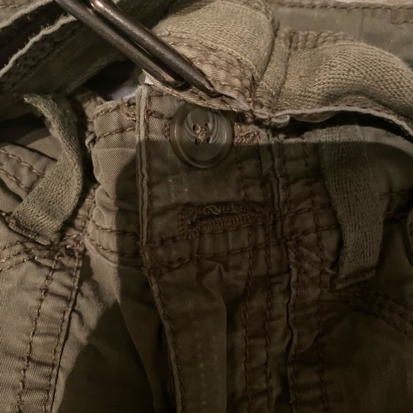 Doesn’t fit my style anymore - Picture 2 of 4